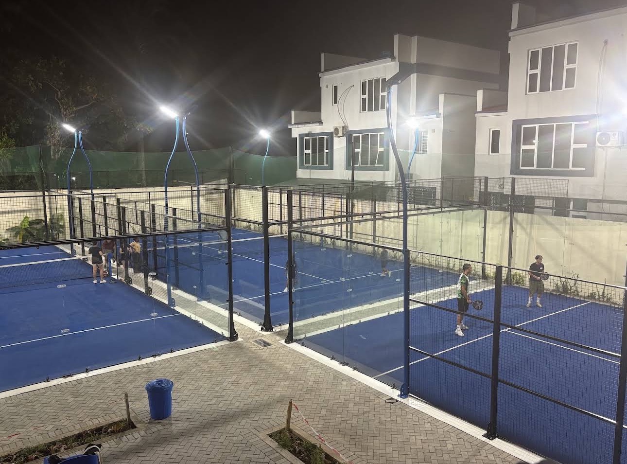 Monaliza Tennis Club seating